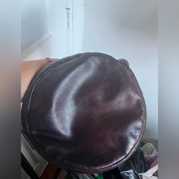 BAGGU Black Leather Pouch - Picture 3 of 6